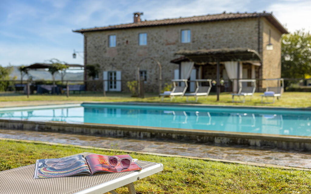 Leopolda Selvarella: Autunno, Estate, Giardino, Piscina, Primavera
