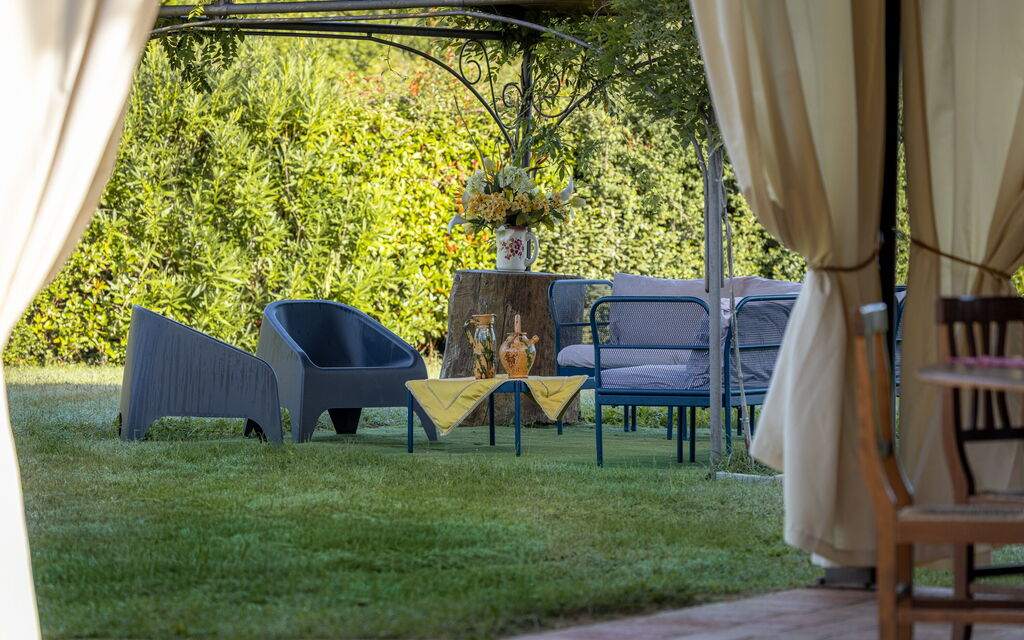 Leopolda Selvarella: Autunno, Estate, Giardino, Primavera