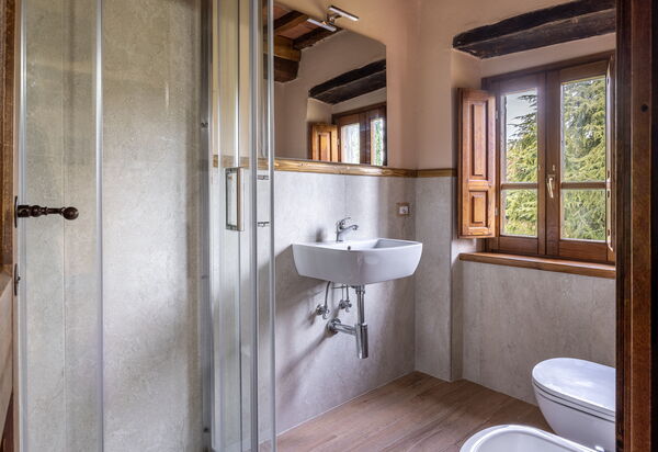 Fonte Nuova - Badia Agnano, Toscana: Autunno, Bagno, Estate, Primavera