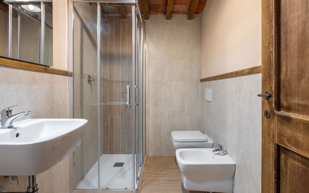 Fonte Nuova - Badia Agnano, Toscana: Autunno, Bagno, Estate, Primavera