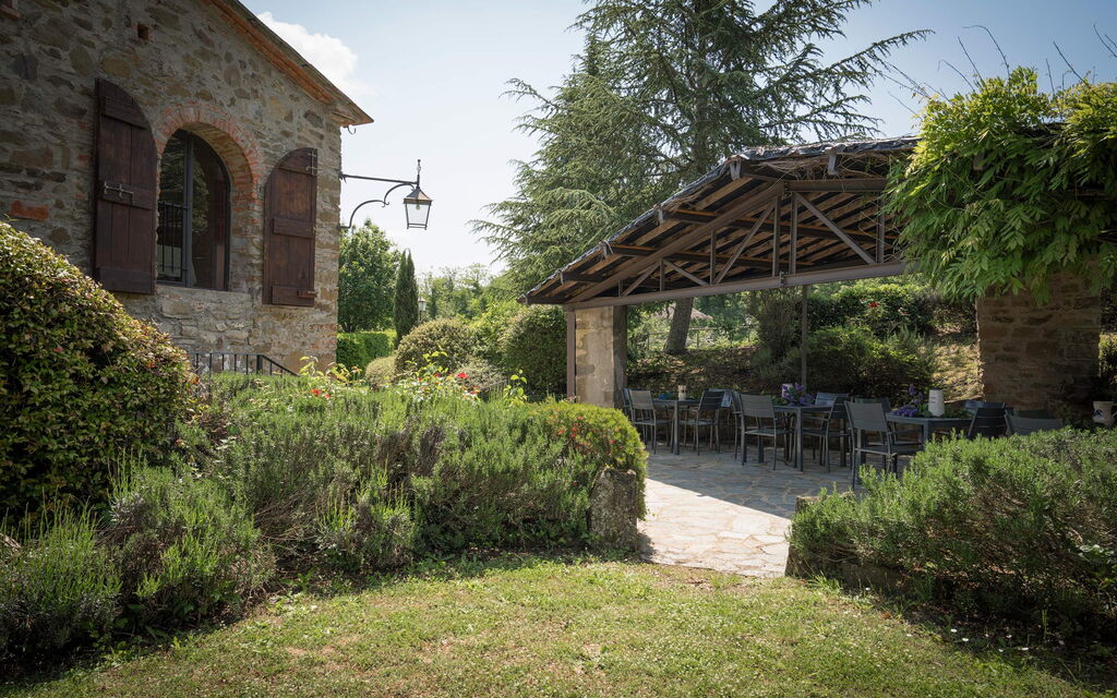 Fonte Nuova - Badia Agnano, Toscana: Autunno, Caratteristiche, Estate, Esterni, Giardino, Primavera