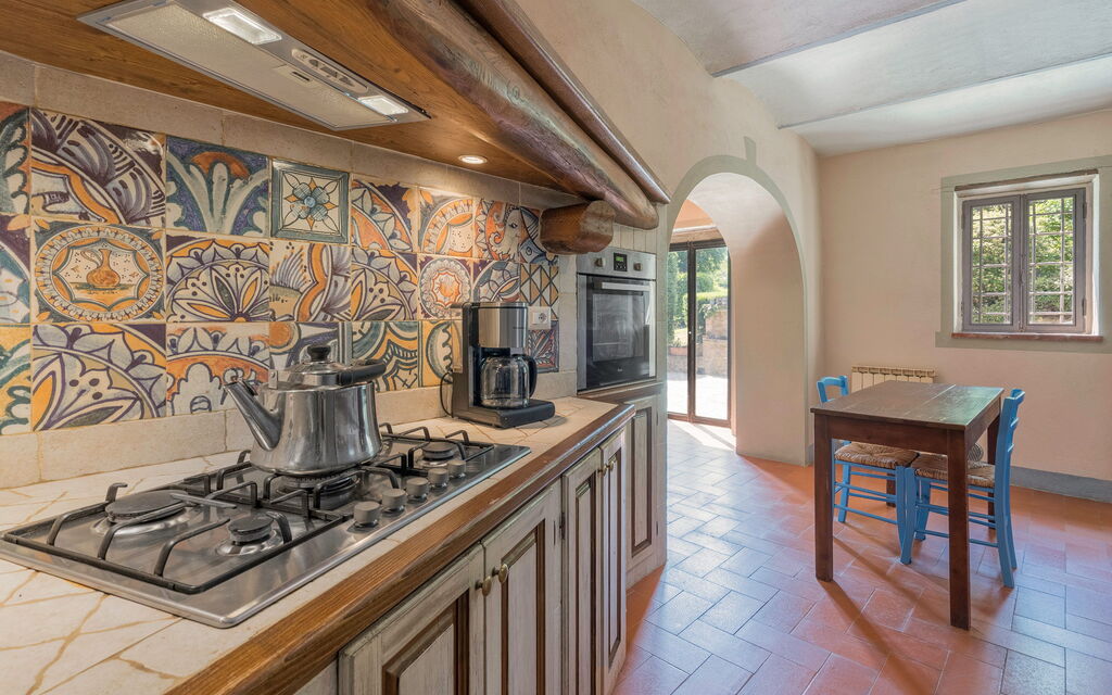 Fonte Nuova - Badia Agnano, Toscana: Autunno, Caratteristiche, Cucina, Dettagli della stanza, Estate, Primavera