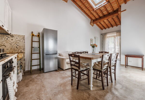 Anita , Holiday Home With Pool, Wifi, Colle Di Val D'elsa, Toscana: Amenities, Autumn, Dining Room, Kitchen, Living Room, Room Detail, Spring, Summer