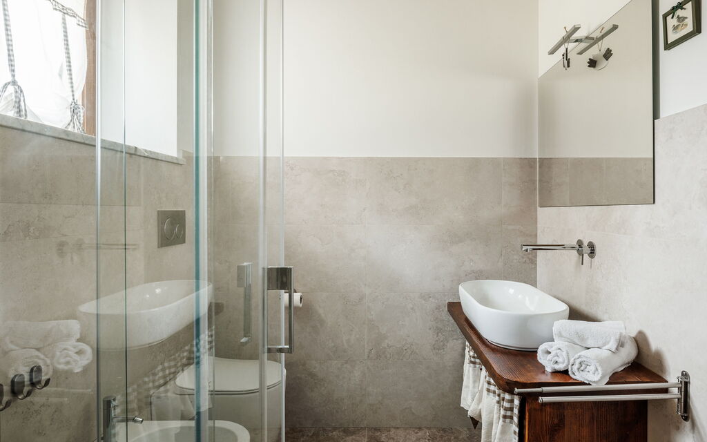 Anita , Holiday Home With Pool, Wifi, Colle Di Val D'elsa, Toscana: Autunno, Bagno, Caratteristiche, Dettagli della stanza, Estate, Primavera