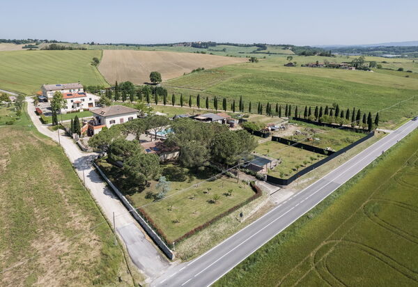 Nilde - Holiday Home with Pool, Wifi,Toscany: Autumn, Scenic View, Spring, Summer