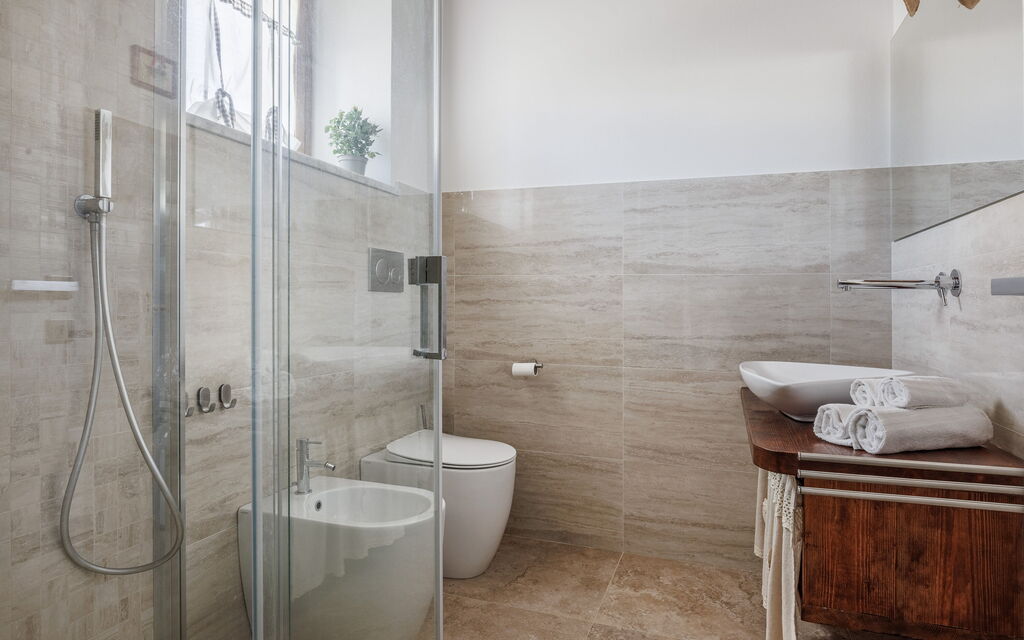 Nilde - Holiday Home with Pool, Wifi,Toscany: Autunno, Bagno, Caratteristiche, Dettagli della stanza, Estate, Primavera