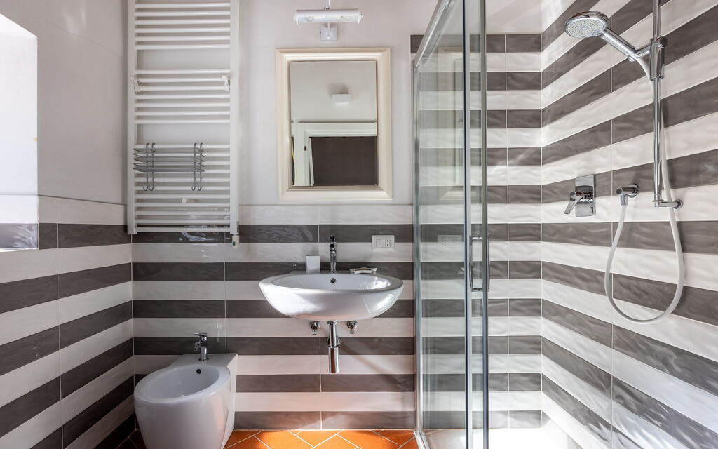 Casa Bosco D'arte Holiday Home , Greve In Chianti, Ac, Wifi: Autunno, Bagno, Estate, Primavera