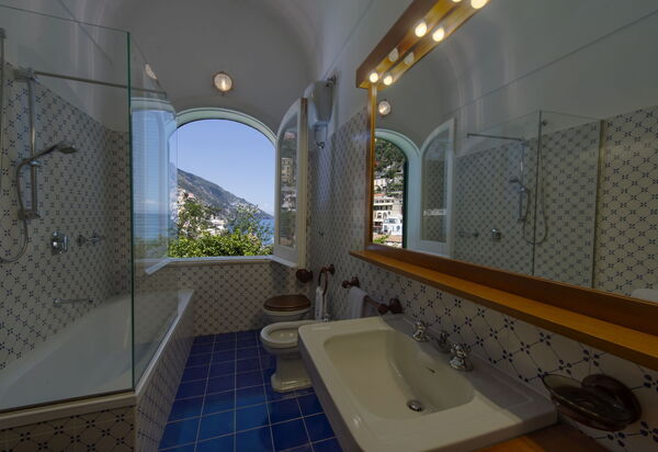 Villa Deli, In Positano, Sea View, Ac: villa-deli-positano-villa-bagno
