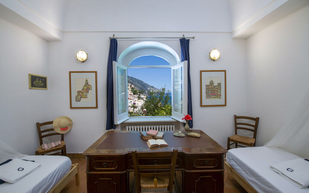 Villa Deli, In Positano, Sea View, Ac: villa-deli-positano-villa-bedroom