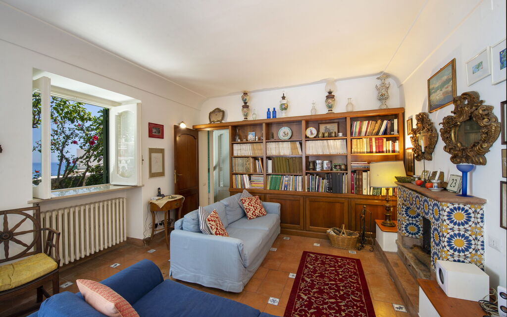 Villa Deli, In Positano, Sea View, Ac: villa-deli-positano-villa-living-room