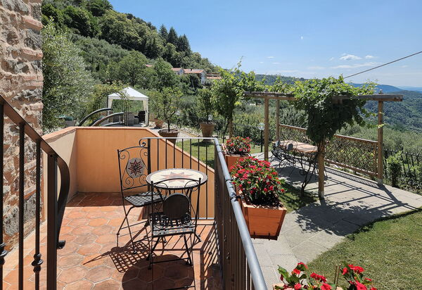 Shaleo, Private Pool, Wifi, Ac, Marliana, Toscana: Autunno, Caratteristiche, Estate, Esterni, Giardino, Primavera