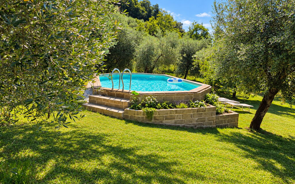 Shaleo, Private Pool & Jacuzzi, Marliana: Autumn, Pool, Spring, Summer