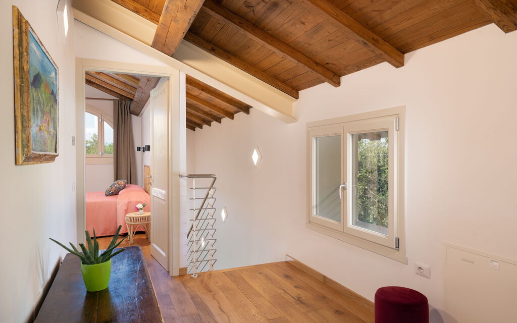 Le Selve: Other Room