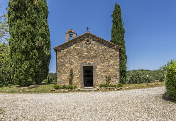 Casa Anita - Castellina In Chianti - Granaio, Toscana: Activities, Amenities, Autumn, Building Exterior, Spring, Summer
