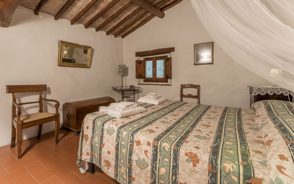 Casa Anita - Castellina In Chianti - Granaio, Toscana: Autunno, Camera da letto, Caratteristiche, Dettagli della stanza, Estate, Primavera