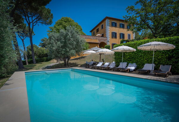 Villa Licia, Val D'orcia, Private Pool, Jacuzzi: Amenities, Autumn, Building Exterior, Pool, Room Detail, Spring, Summer