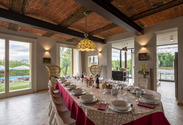 Casa San Grato - Roero - Langhe, Piemonte: Autunno, Estate, Primavera, Sala da pranzo