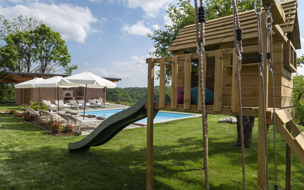 Casa San Grato - Roero - Langhe, Piemonte: Autunno, Estate, Esterni, Giardino, Primavera