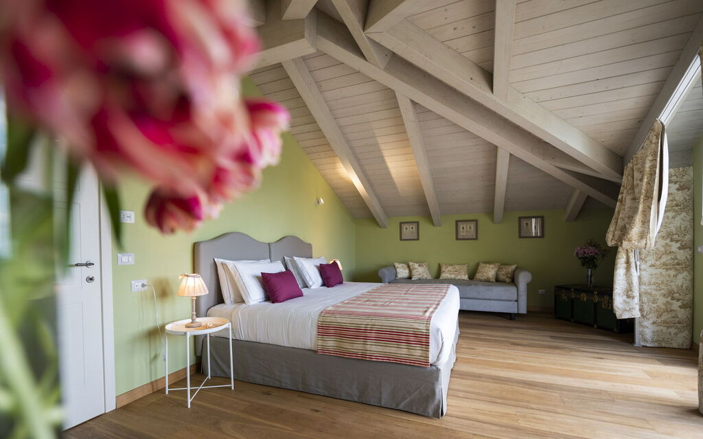 Casa San Grato - Roero - Langhe, Piemonte: Autunno, Camera da letto, Estate, Primavera