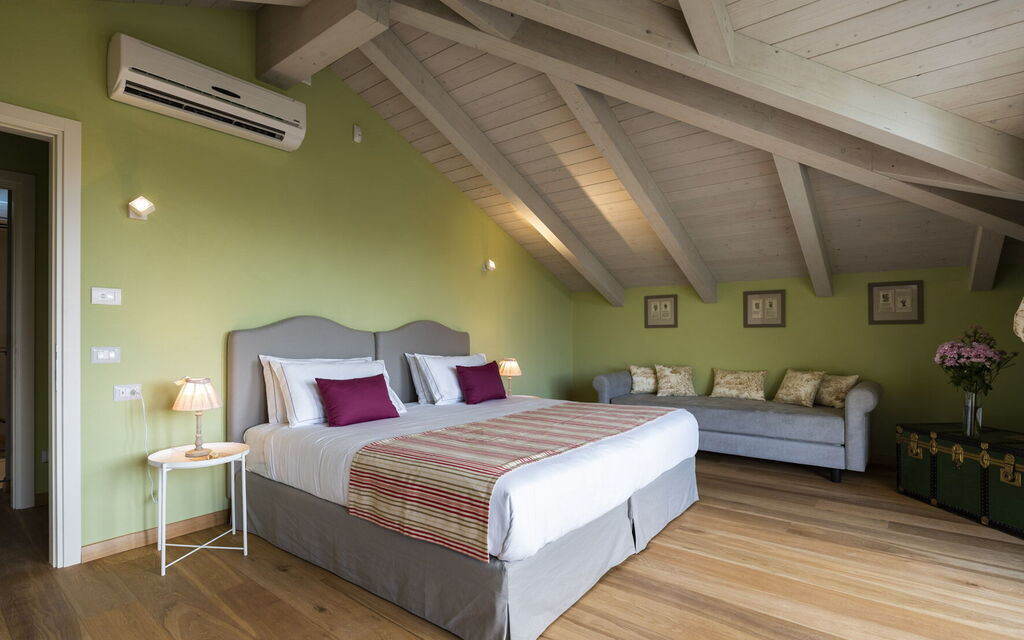 Casa San Grato - Roero - Langhe, Piemonte: Autunno, Camera da letto, Estate, Primavera