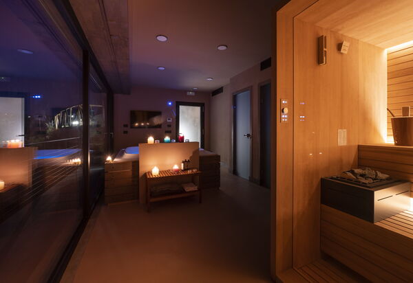 Relais Casa Clara - Roero - Langhe, Piemonte: Autunno, Benessere, Estate, Idromassaggio, Primavera