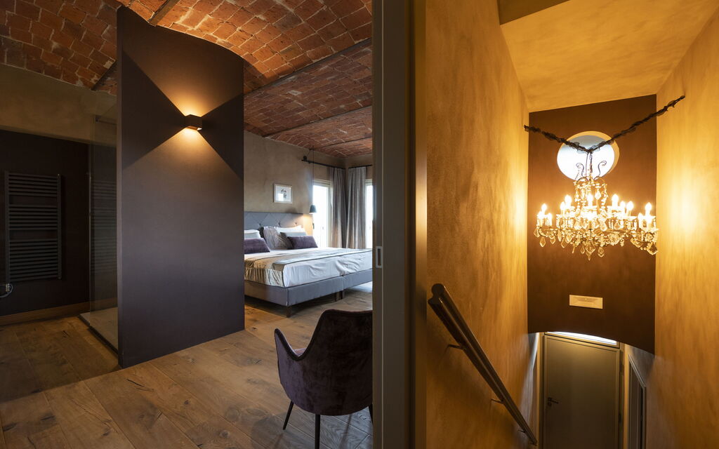 Relais Casa Clara - Roero - Langhe, Piemonte: Autumn, Bedroom, Spring, Summer