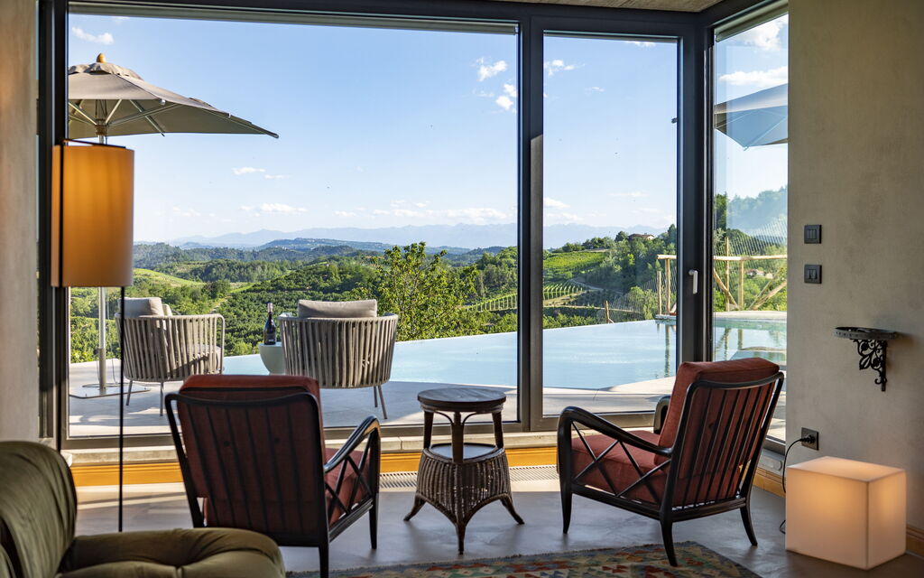 Relais Casa Clara - Roero - Langhe, Piemonte: Autumn, Living Room, Spring, Summer