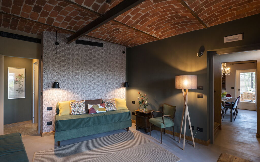 Relais Casa Clara - Roero - Langhe, Piemonte: Autumn, Bedroom, Spring, Summer