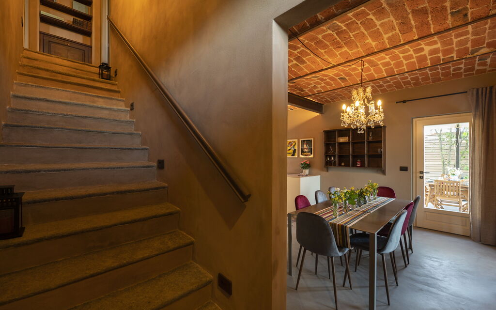 Relais Casa Clara - Roero - Langhe, Piemonte: Autumn, Dining Room, Spring, Summer