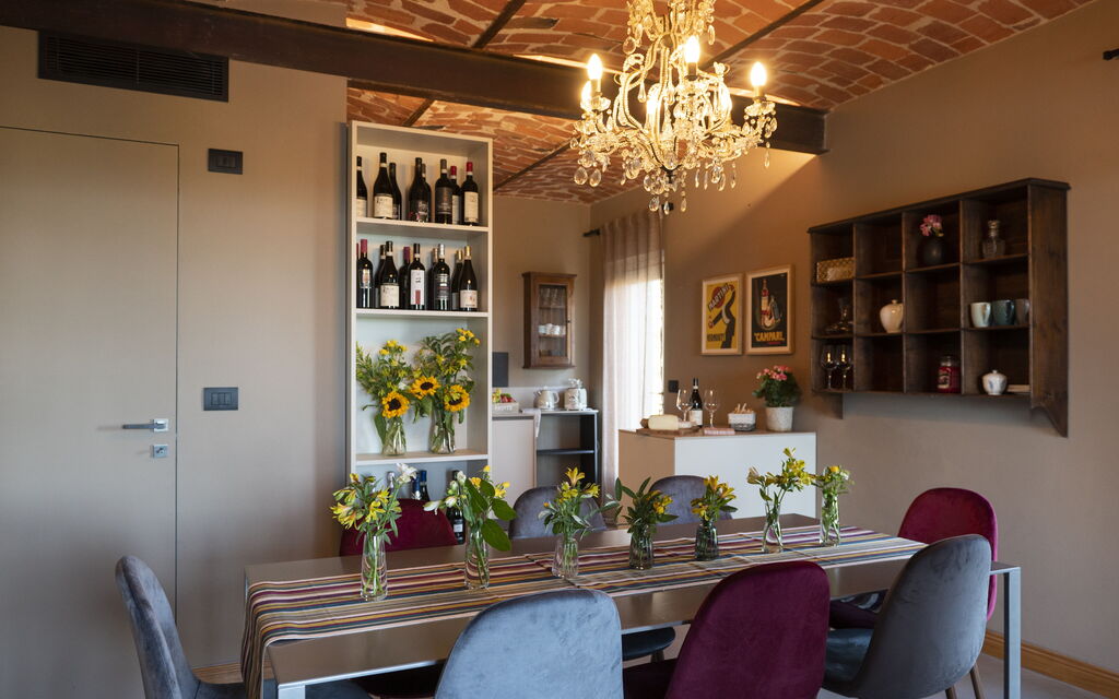 Relais Casa Clara - Roero - Langhe, Piemonte: Autumn, Dining Room, Spring, Summer