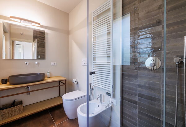 Casa Gallo - Roero - Langhe, Piemonte: Autunno, Bagno, Estate, Primavera