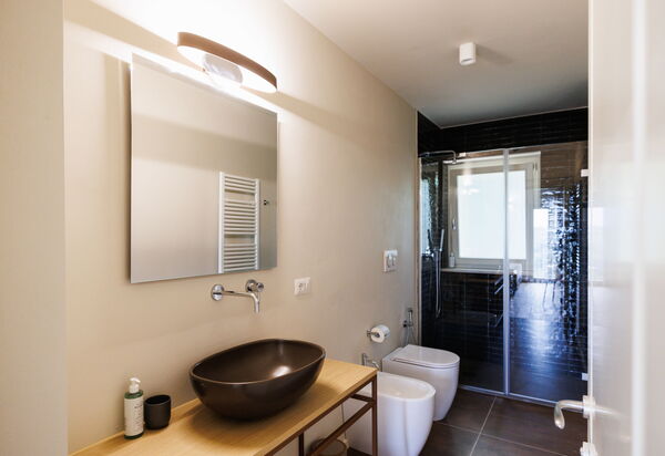 Casa Gallo - Roero - Langhe, Piemonte: Autunno, Bagno, Estate, Primavera