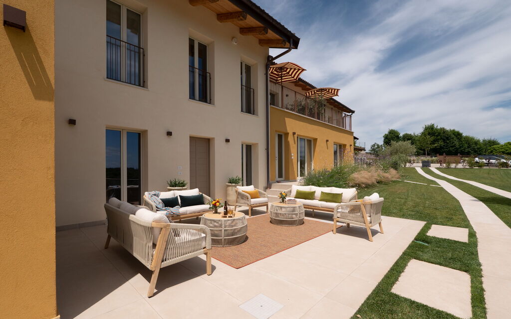 Casa Gallo - Roero - Langhe, Piemonte: Autunno, Estate, Giardino, Primavera