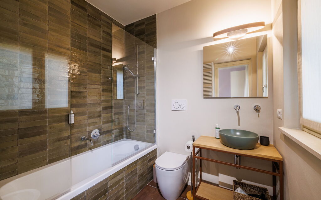 Casa Gallo - Roero - Langhe, Piemonte: Autunno, Bagno, Estate, Primavera