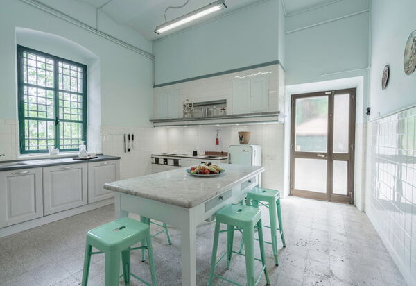 Massarosa Front Lake, The Gargoyles: Autunno, Cucina, Estate, Primavera