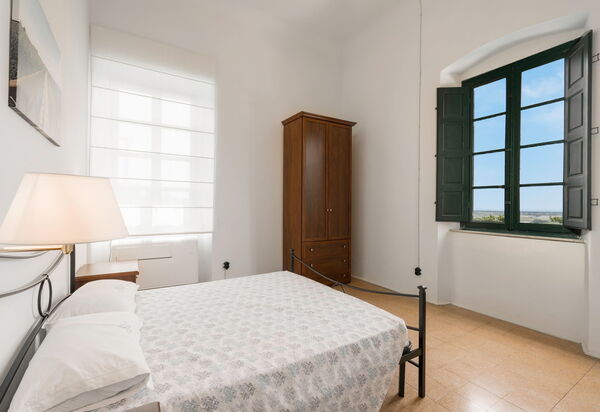 Massarosa Front Lake, The Gargoyles: Autunno, Camera da letto, Estate, Primavera