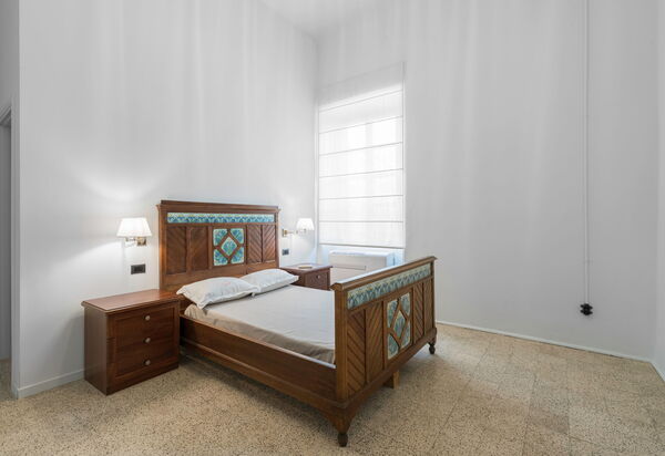 Massarosa Front Lake, The Gargoyles: Autunno, Camera da letto, Estate, Primavera