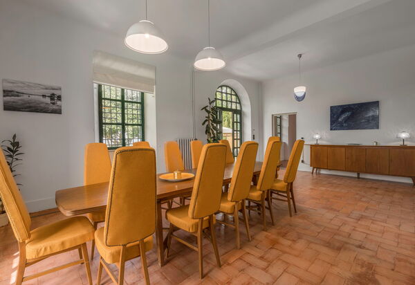 Massarosa Front Lake, The Gargoyles: Autunno, Estate, Primavera, Sala da pranzo