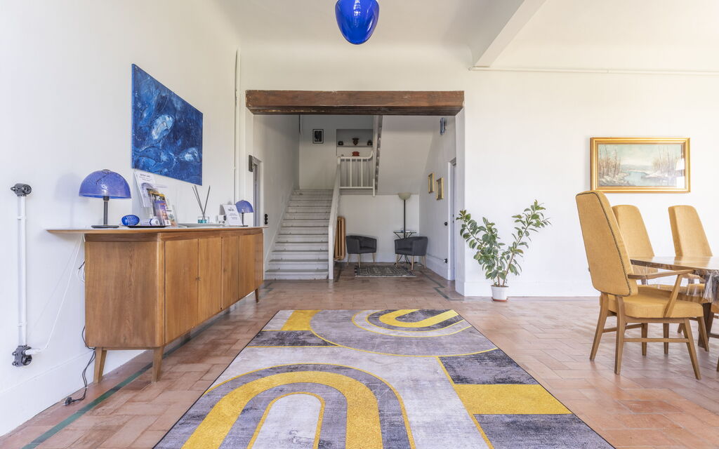 Massarosa Front Lake, The Gargoyles: Autunno, Dettagli della stanza, Estate, Primavera