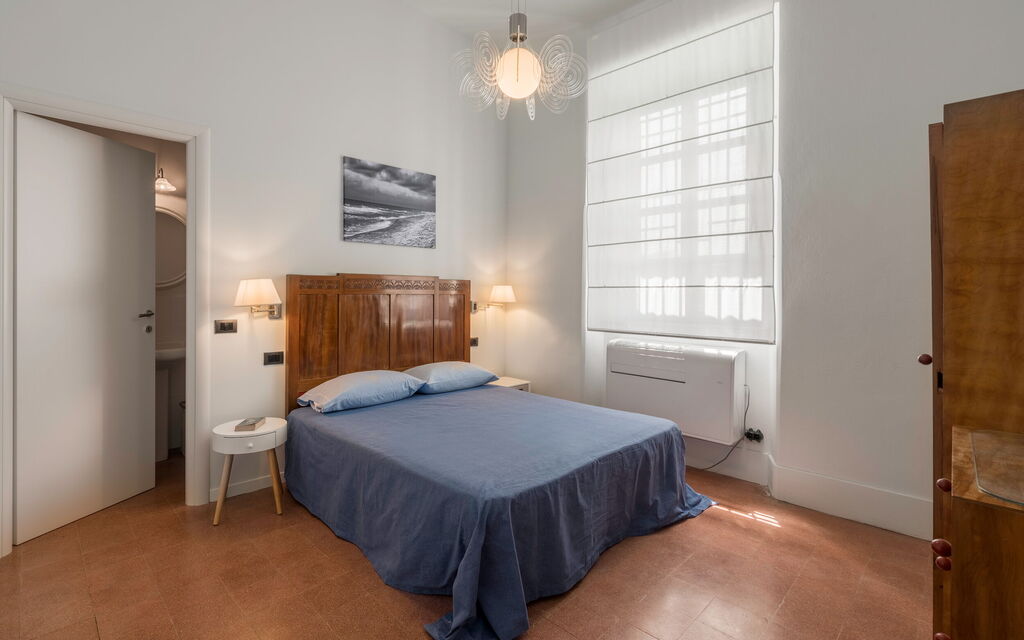 Massarosa Front Lake, The Gargoyles: Autunno, Camera da letto, Estate, Primavera