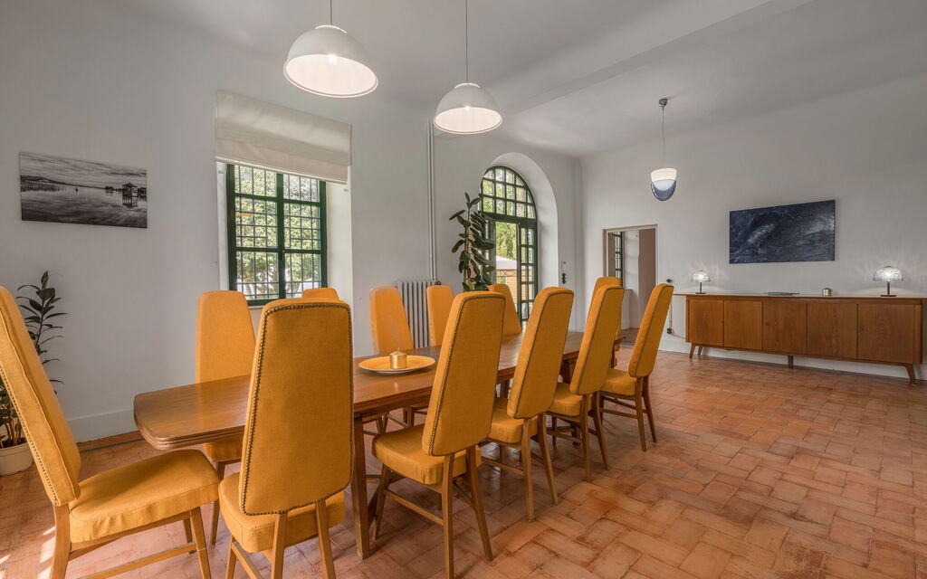 Massarosa Front Lake, The Gargoyles: Autunno, Estate, Primavera, Sala da pranzo