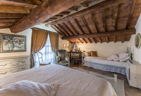 Fienile Di Fabio - Colline Fiorentine Vaiano, Toscana: Autunno, Camera da letto, Caratteristiche, Dettagli della stanza, Estate, Primavera