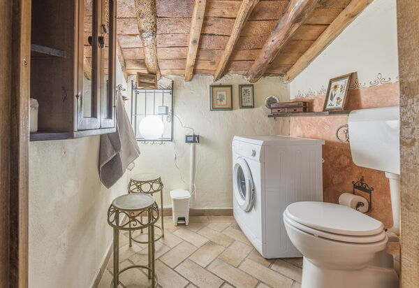 Fienile Di Fabio - Colline Fiorentine Vaiano, Toscana: Altra Stanza, Autunno, Caratteristiche, Dettagli della stanza, Estate, Primavera