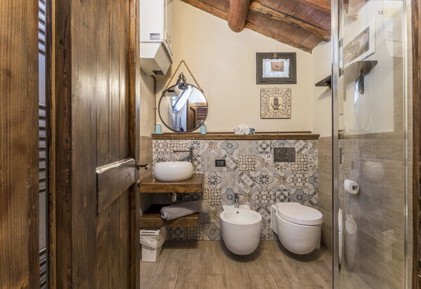 Fienile Di Fabio - Colline Fiorentine Vaiano, Toscana: Autunno, Bagno, Caratteristiche, Dettagli della stanza, Estate, Primavera