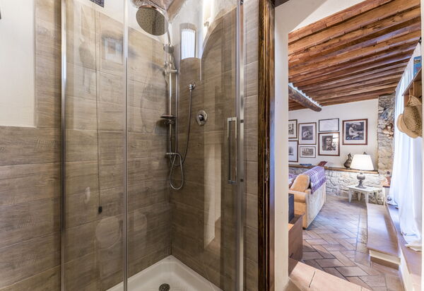 Fienile Di Fabio - Colline Fiorentine Vaiano, Toscana: Autunno, Bagno, Caratteristiche, Dettagli della stanza, Estate, Primavera