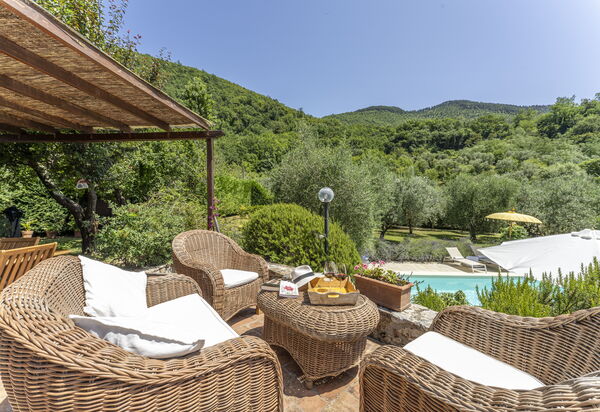 Fienile Di Fabio - Colline Fiorentine Vaiano, Toscana: Autunno, Caratteristiche, Estate, Esterni, Primavera