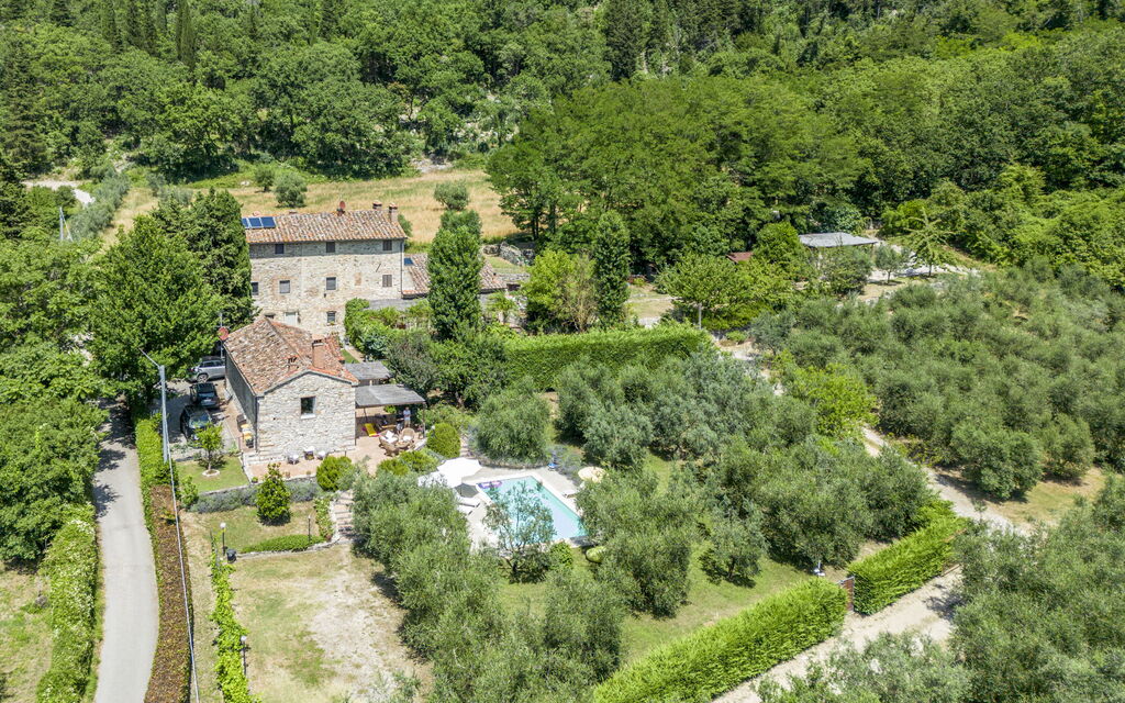 Fienile Di Fabio - Colline Fiorentine Vaiano, Toscana: Autumn, Building Exterior, Spring, Summer
