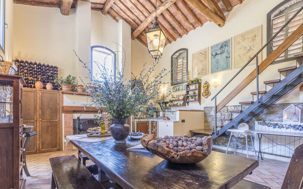 Fienile Di Fabio - Colline Fiorentine Vaiano, Toscana: Amenities, Autumn, Dining Room, Room Detail, Spring, Summer