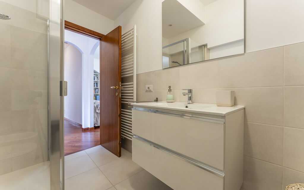 A Un Minuto Dal Mare - Bogliasco, Liguria: Autumn, Bathroom, Spring, Summer