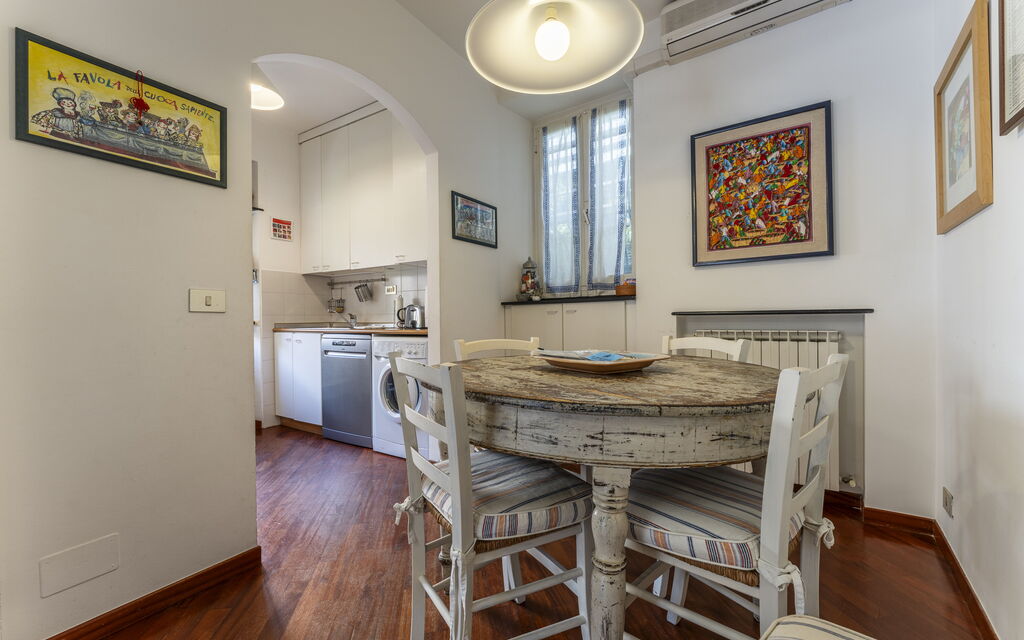 A Un Minuto Dal Mare - Bogliasco, Liguria: Autumn, Dining Room, Spring, Summer